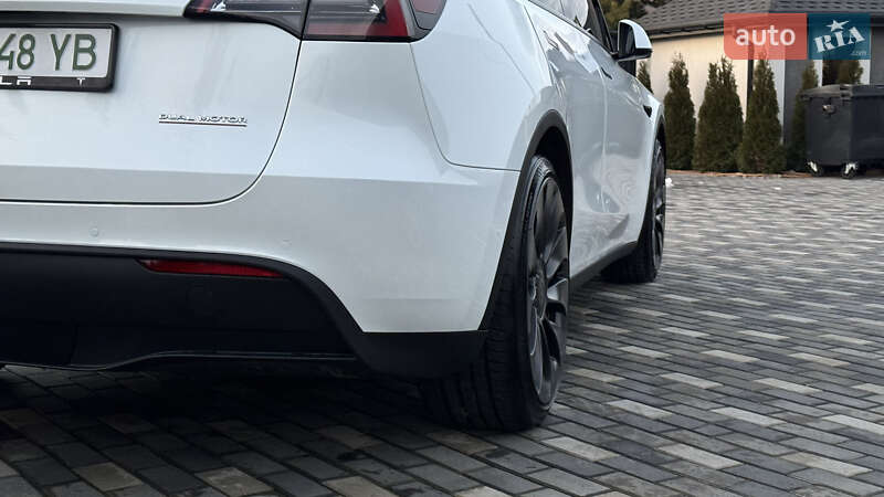 Позашляховик / Кросовер Tesla Model Y 2022 в Києві