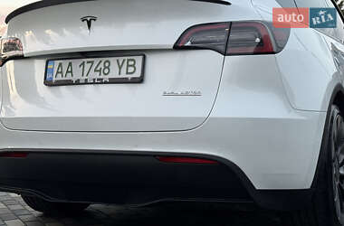 Внедорожник / Кроссовер Tesla Model Y 2022 в Киеве