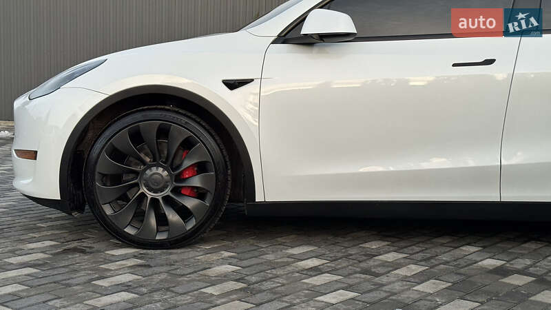 Tesla Model Y 2022