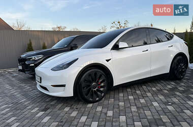 Внедорожник / Кроссовер Tesla Model Y 2022 в Киеве
