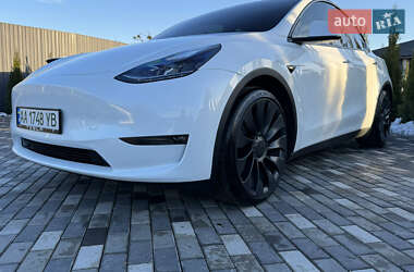 Внедорожник / Кроссовер Tesla Model Y 2022 в Киеве
