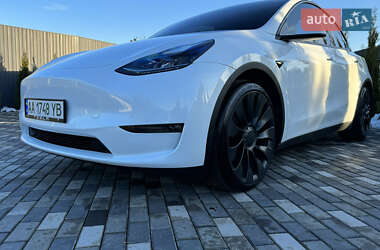 Внедорожник / Кроссовер Tesla Model Y 2022 в Киеве