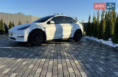 Внедорожник / Кроссовер Tesla Model Y 2022 в Киеве