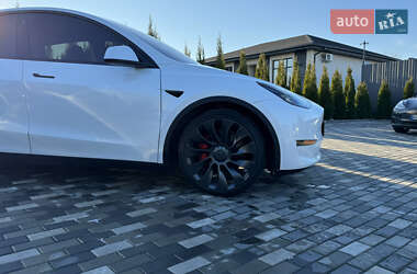 Внедорожник / Кроссовер Tesla Model Y 2022 в Киеве