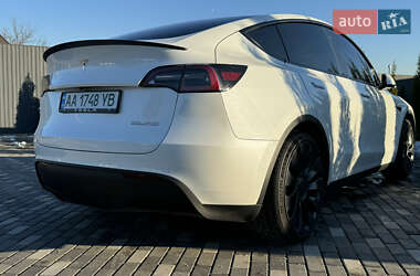 Внедорожник / Кроссовер Tesla Model Y 2022 в Киеве