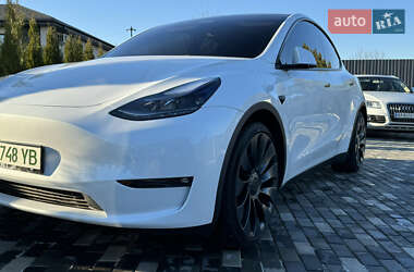 Внедорожник / Кроссовер Tesla Model Y 2022 в Киеве