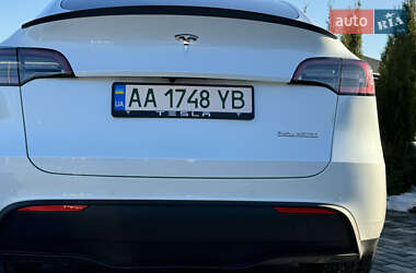 Внедорожник / Кроссовер Tesla Model Y 2022 в Киеве