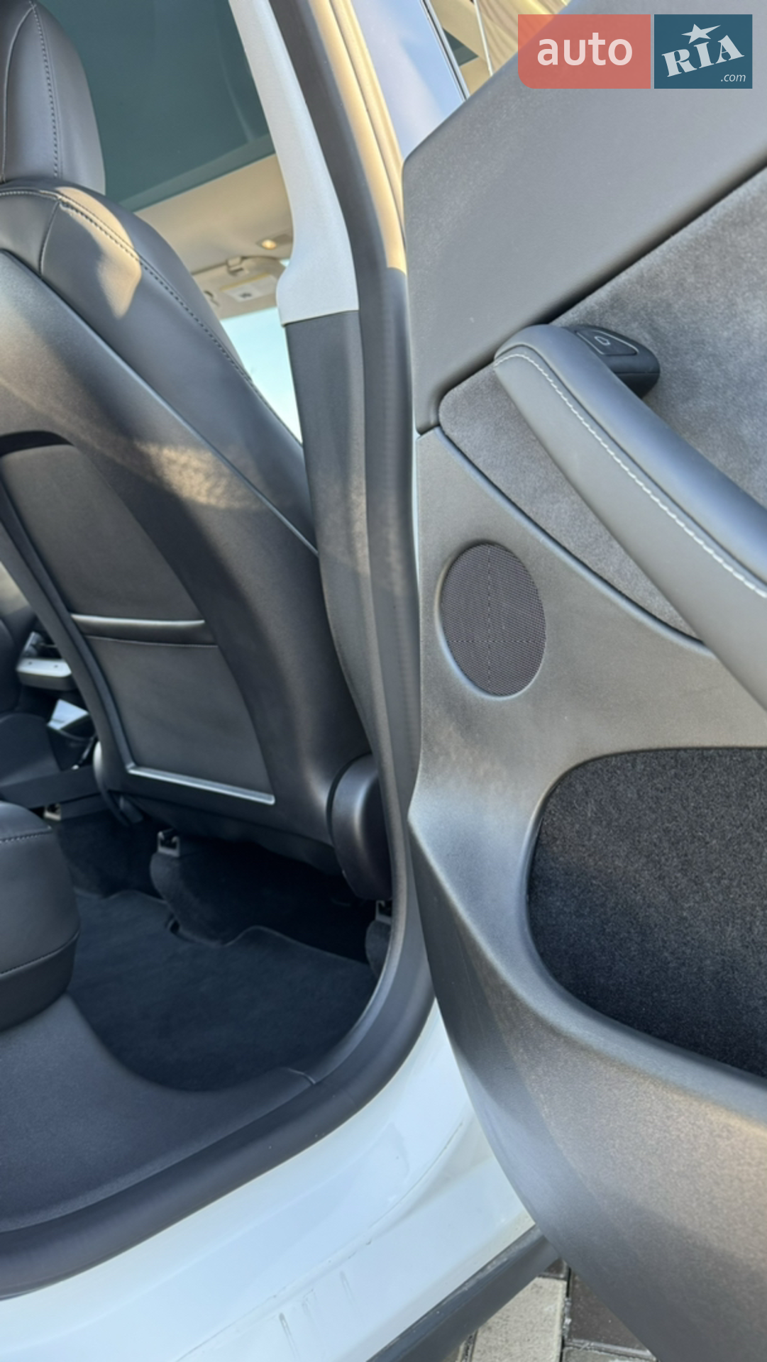 2022 Tesla Model Y - мініатюра 236