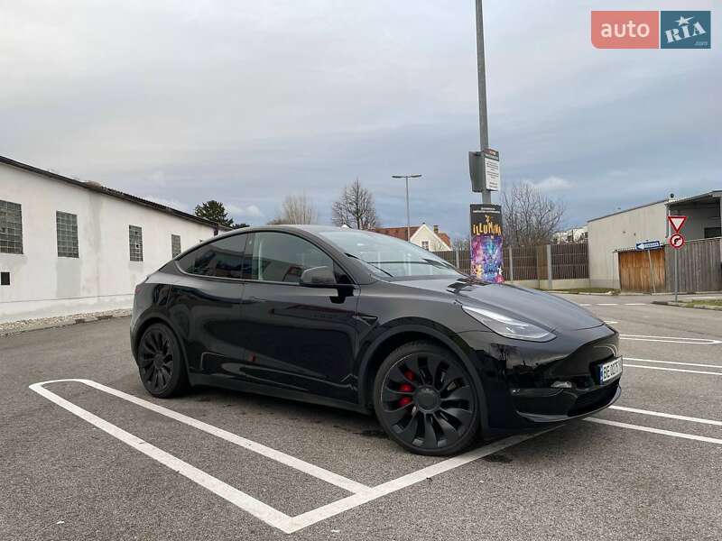Внедорожник / Кроссовер Tesla Model Y 2022 в Николаеве