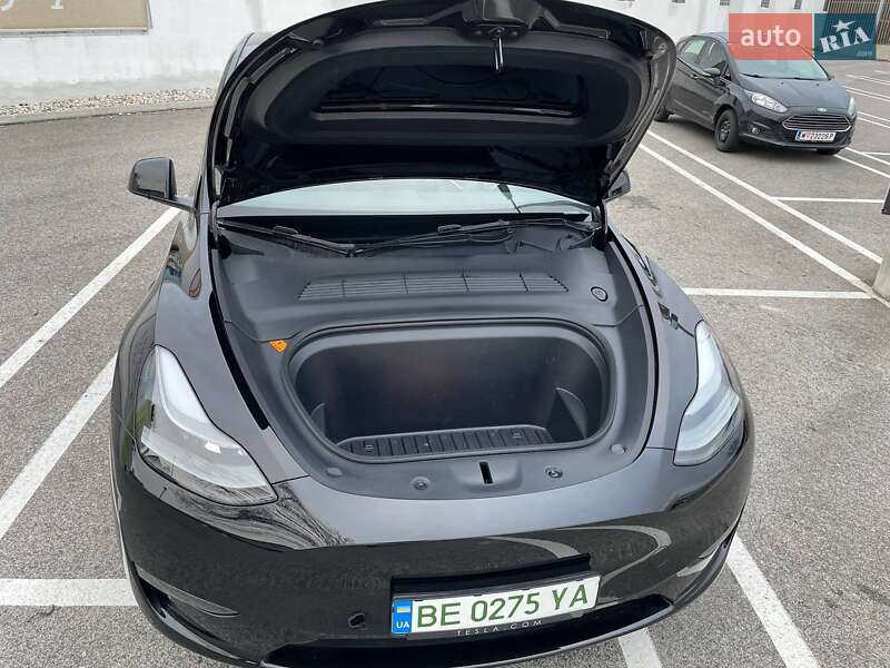 Внедорожник / Кроссовер Tesla Model Y 2022 в Николаеве