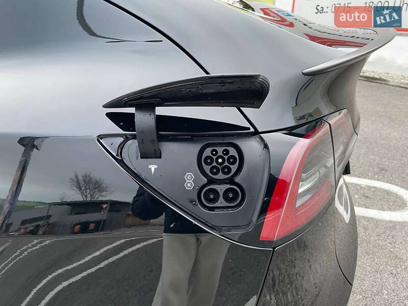Внедорожник / Кроссовер Tesla Model Y 2022 в Николаеве