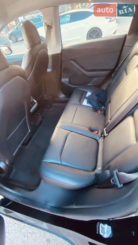 Внедорожник / Кроссовер Tesla Model Y 2022 в Львове