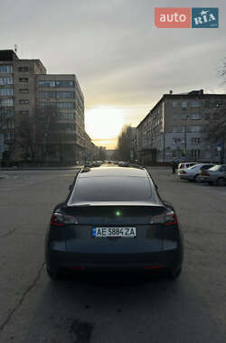 Внедорожник / Кроссовер Tesla Model Y 2020 в 