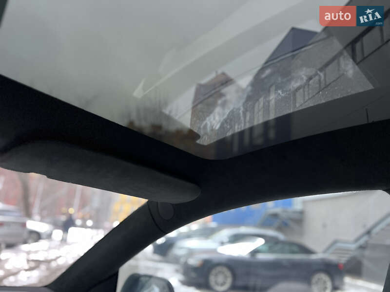 Внедорожник / Кроссовер Tesla Model Y 2020 в Киеве
