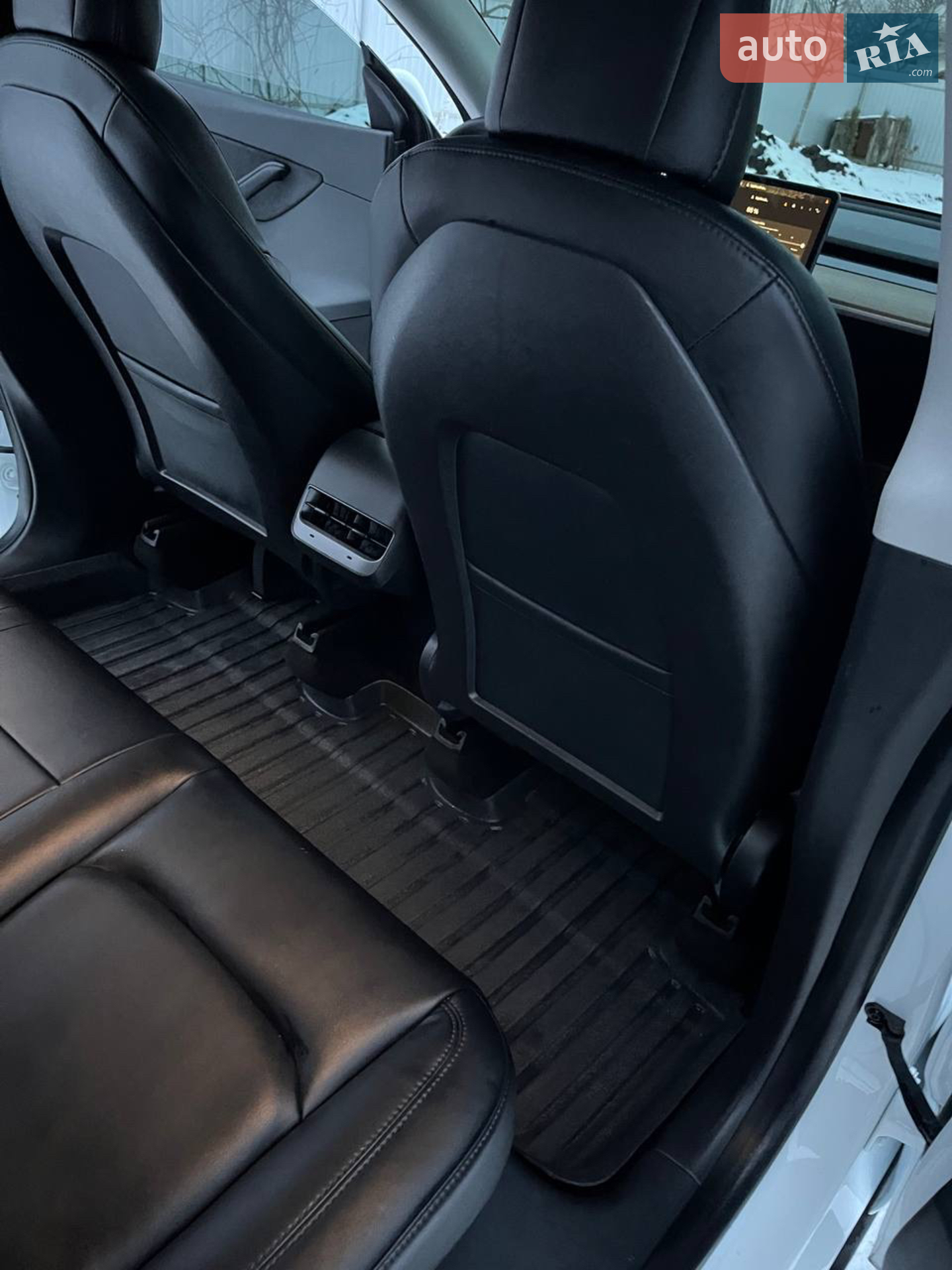 2020 Tesla Model Y - мініатюра 15