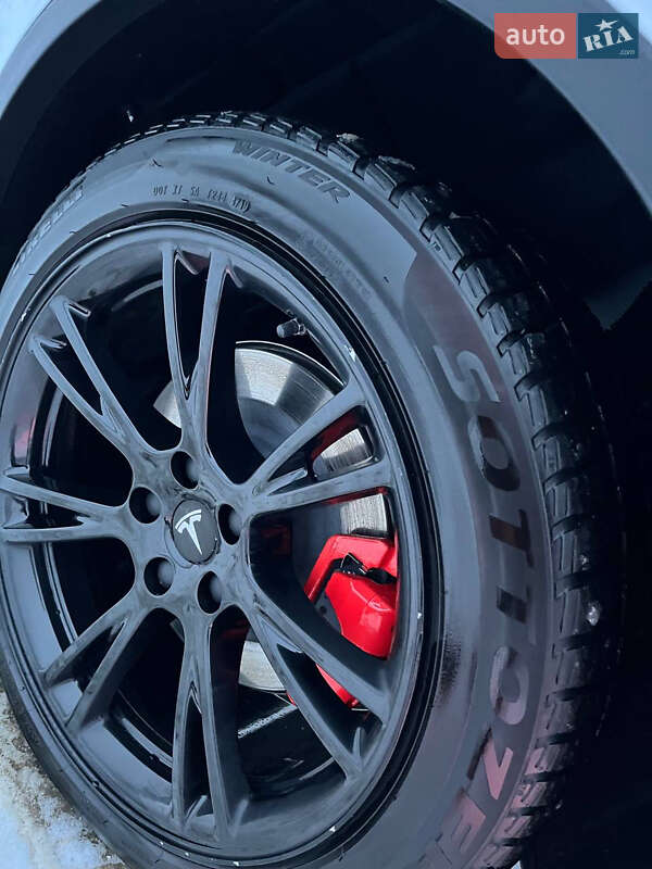 Позашляховик / Кросовер Tesla Model Y 2020 в Косові фото 22 Позашляховик / Кросовер Tesla Model Y 2020 в Косові