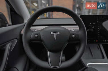 Внедорожник / Кроссовер Tesla Model Y 2023 в 