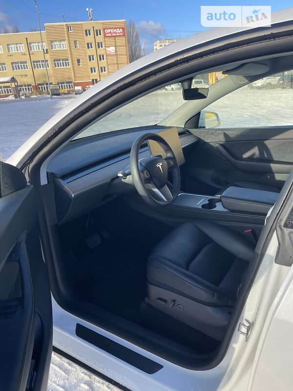 Внедорожник / Кроссовер Tesla Model Y 2021 в Харькове