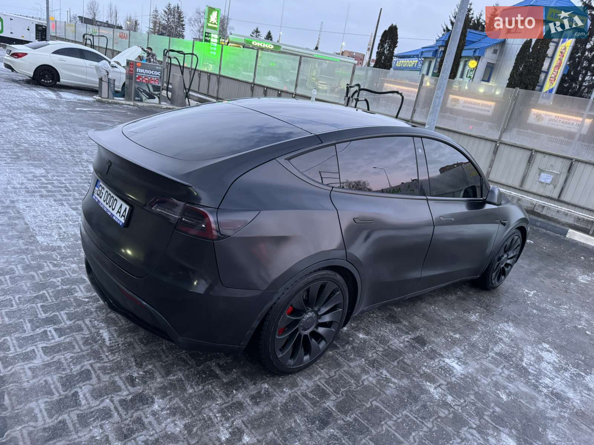 2020 Tesla Model Y - мініатюра 19