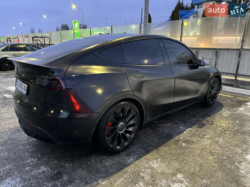 Позашляховик / Кросовер Tesla Model Y 2020 в Тернополі