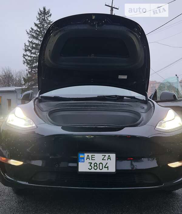 Внедорожник / Кроссовер Tesla Model Y 2022 в Днепре