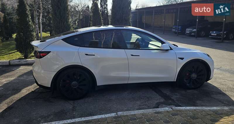 Внедорожник / Кроссовер Tesla Model Y 2022 в 