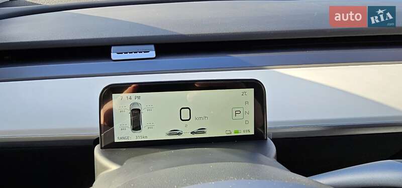 Внедорожник / Кроссовер Tesla Model Y 2022 в Запорожье фото 34 Внедорожник / Кроссовер Tesla Model Y 2022 в Запорожье