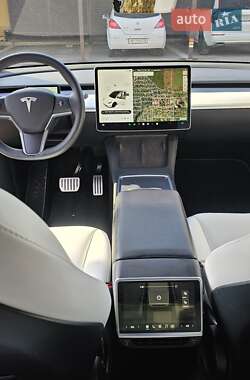 Внедорожник / Кроссовер Tesla Model Y 2022 в 
