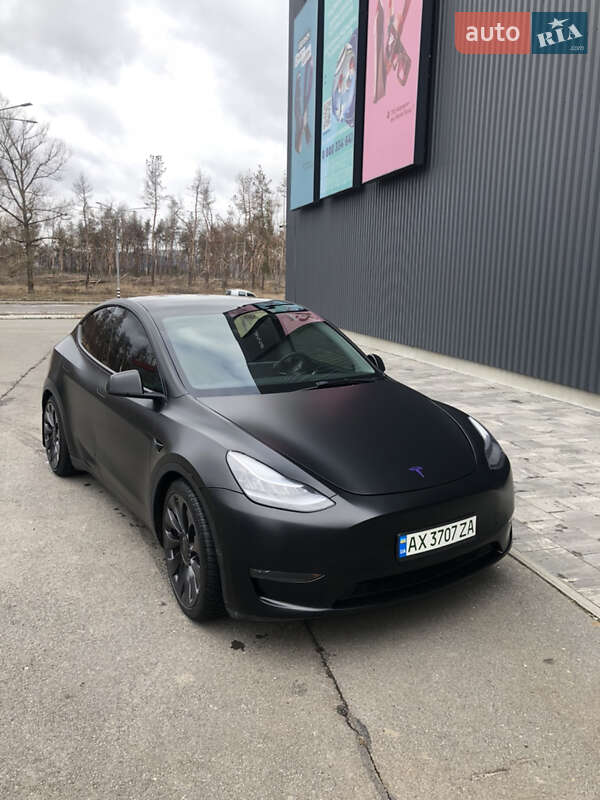 Позашляховик / Кросовер Tesla Model Y 2020 в Харкові