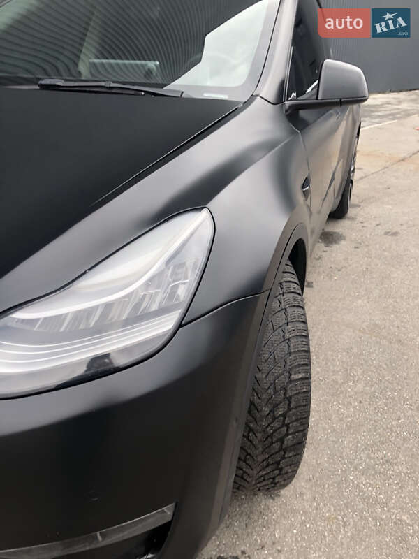 Позашляховик / Кросовер Tesla Model Y 2020 в Харкові