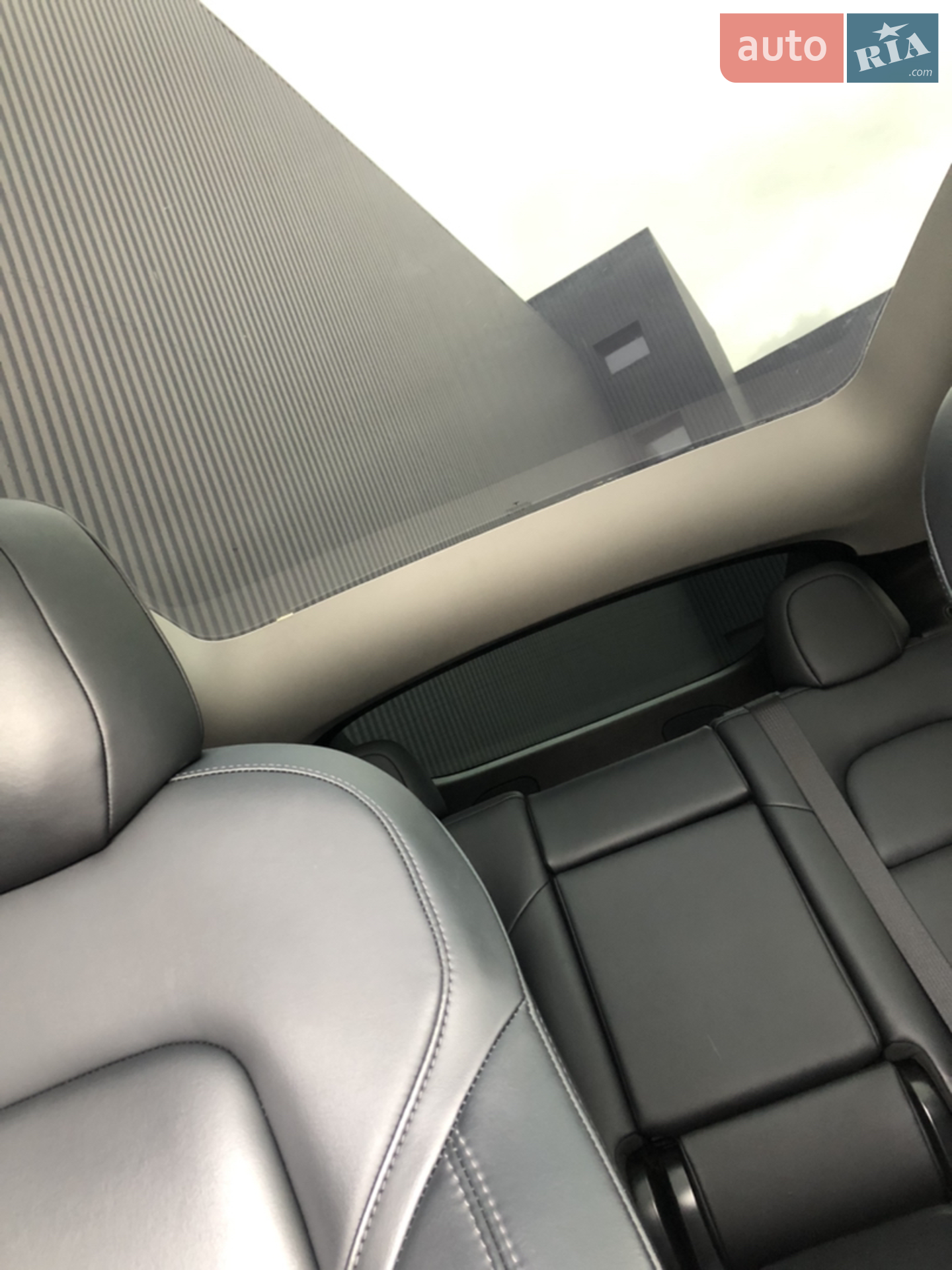 2020 Tesla Model Y - мініатюра 32