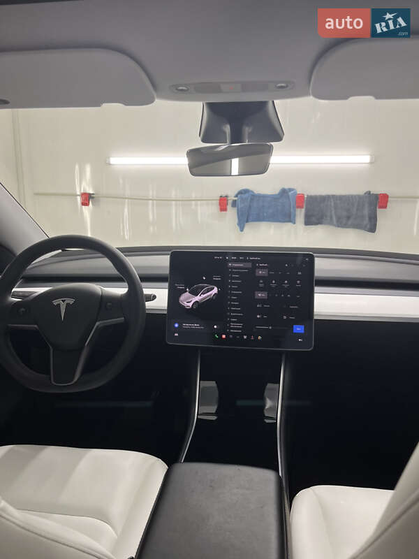 Внедорожник / Кроссовер Tesla Model Y 2020 в Харькове