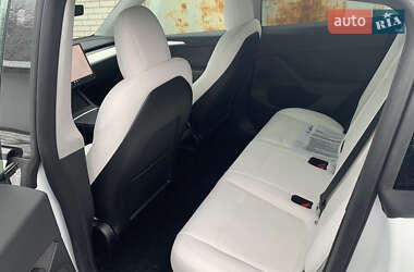 Позашляховик / Кросовер Tesla Model Y 2022 в Білій Церкві