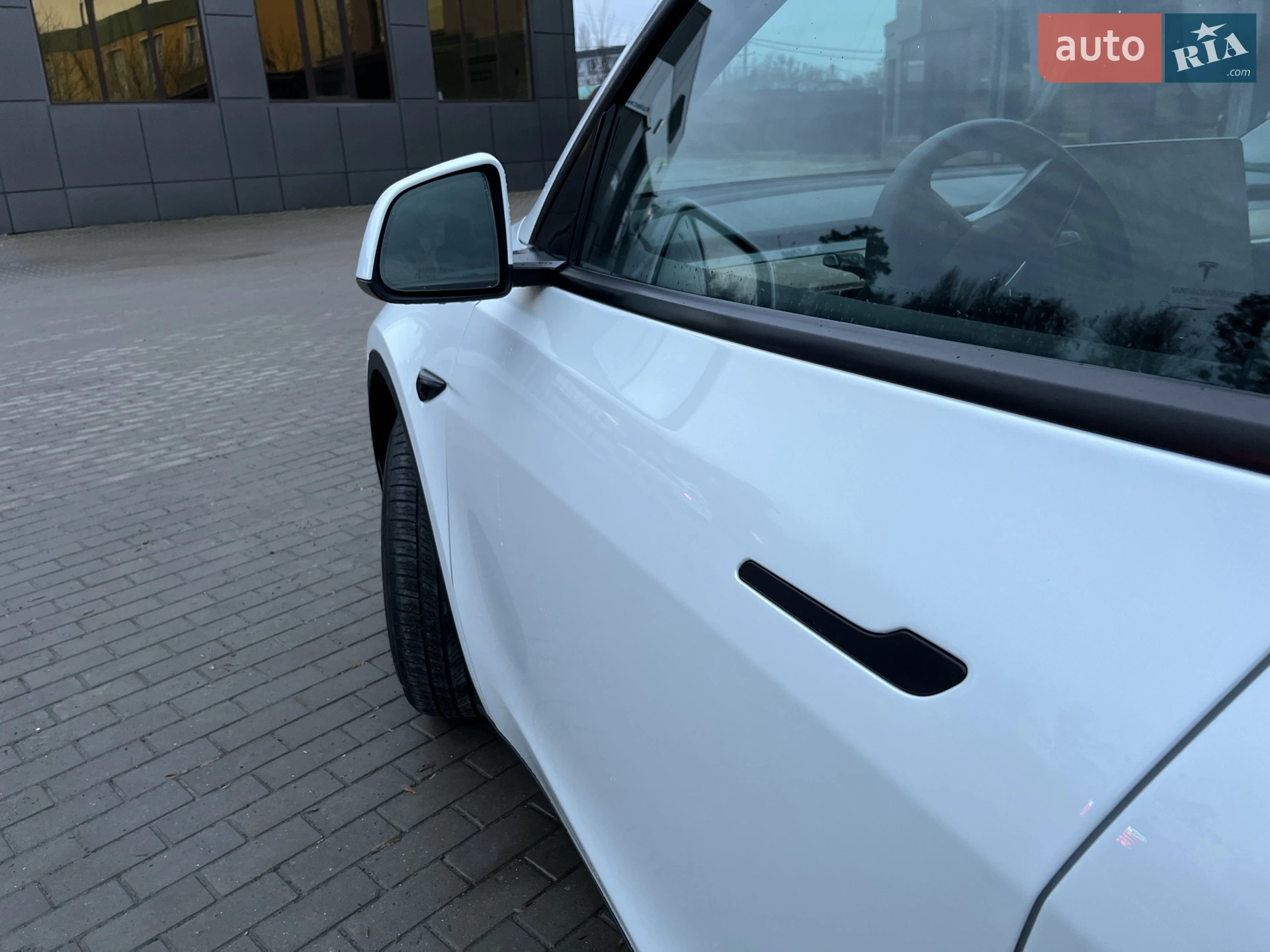 2023 Tesla Model Y - мініатюра 30