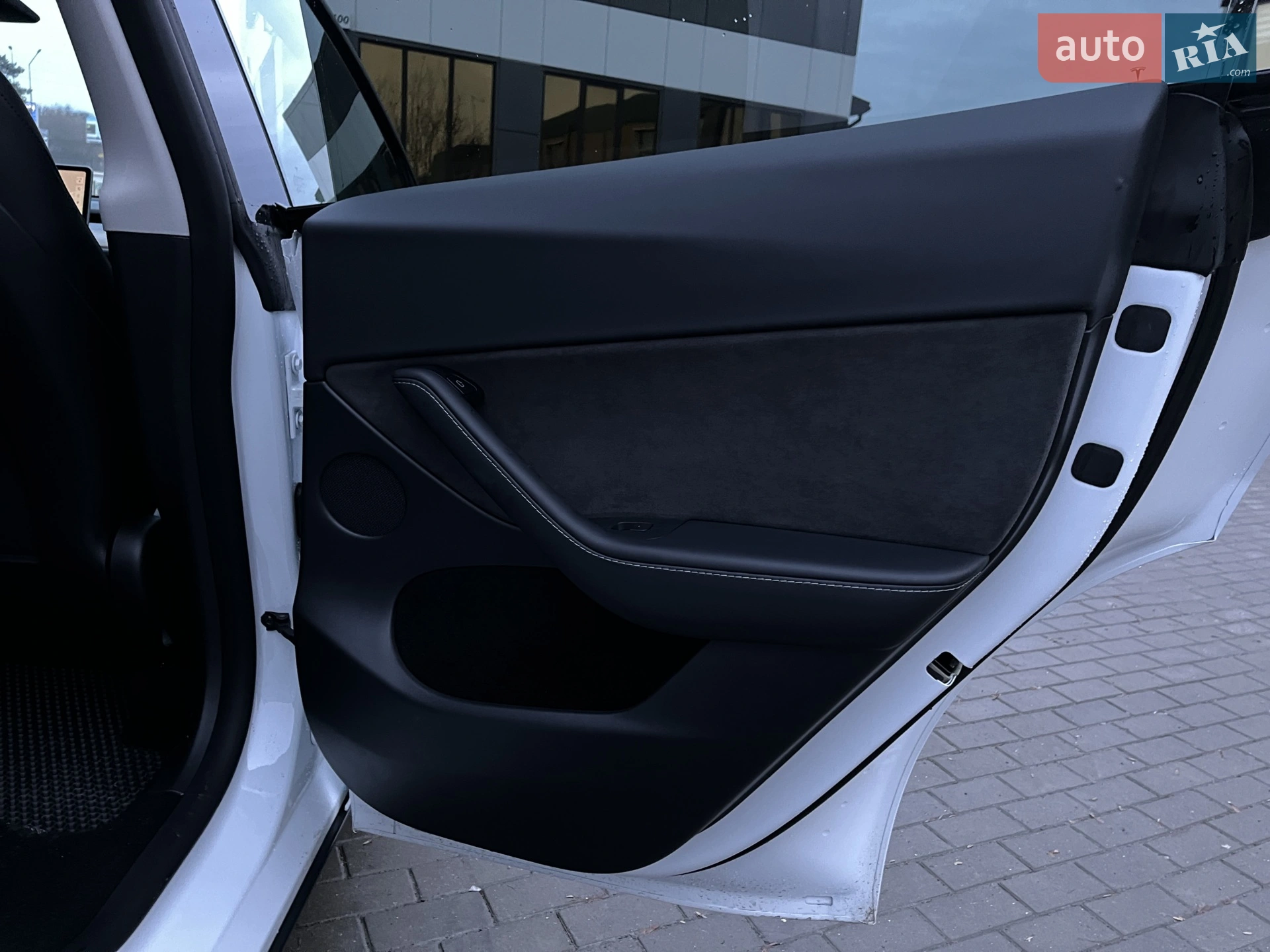 2023 Tesla Model Y - мініатюра 43