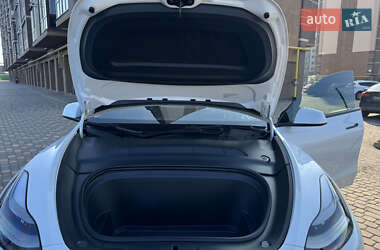 Внедорожник / Кроссовер Tesla Model Y 2021 в 