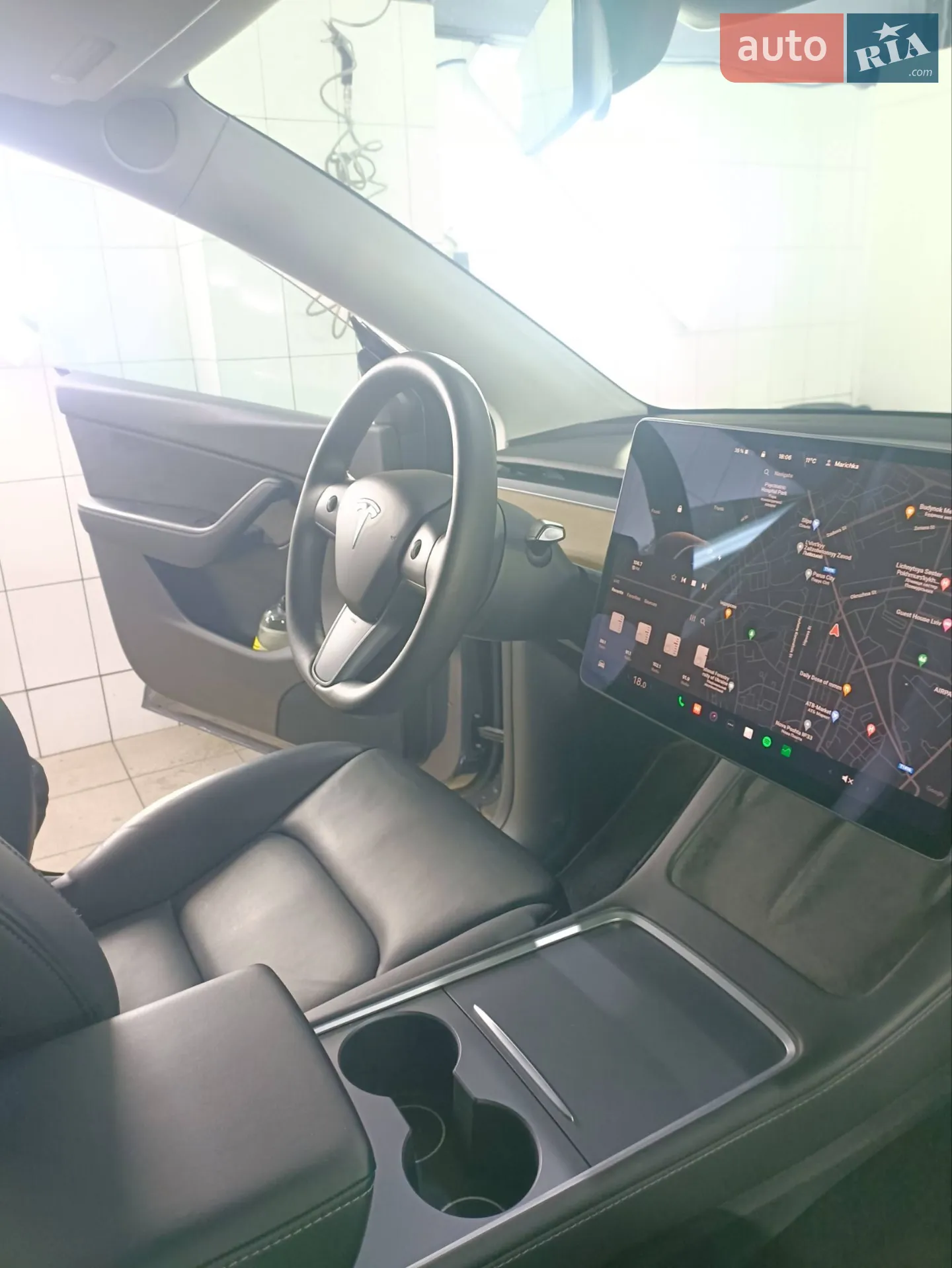 2022 Tesla Model Y - мініатюра 27