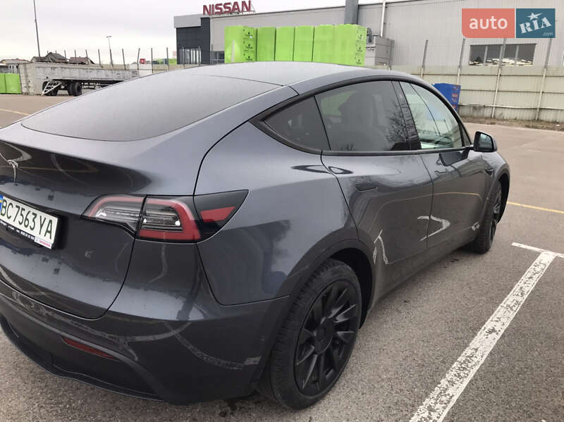 Внедорожник / Кроссовер Tesla Model Y 2020 в Львове