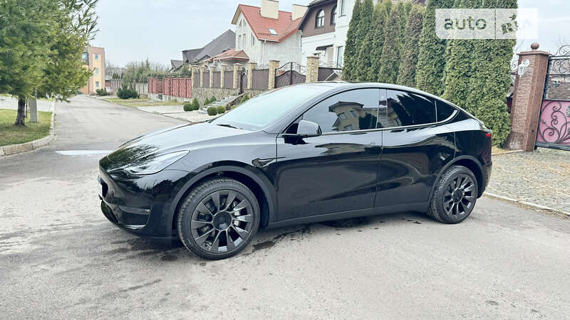 Позашляховик / Кросовер Tesla Model Y 2022 в Рівному
