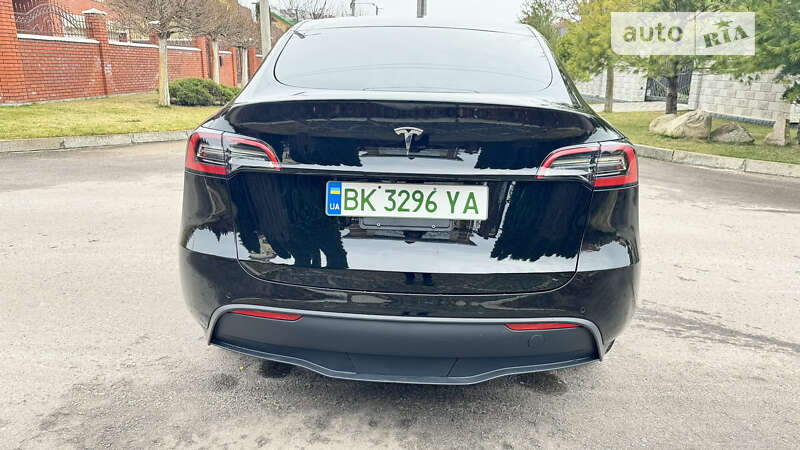 Позашляховик / Кросовер Tesla Model Y 2022 в Рівному