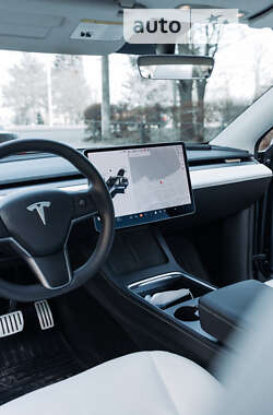 Внедорожник / Кроссовер Tesla Model Y 2020 в 