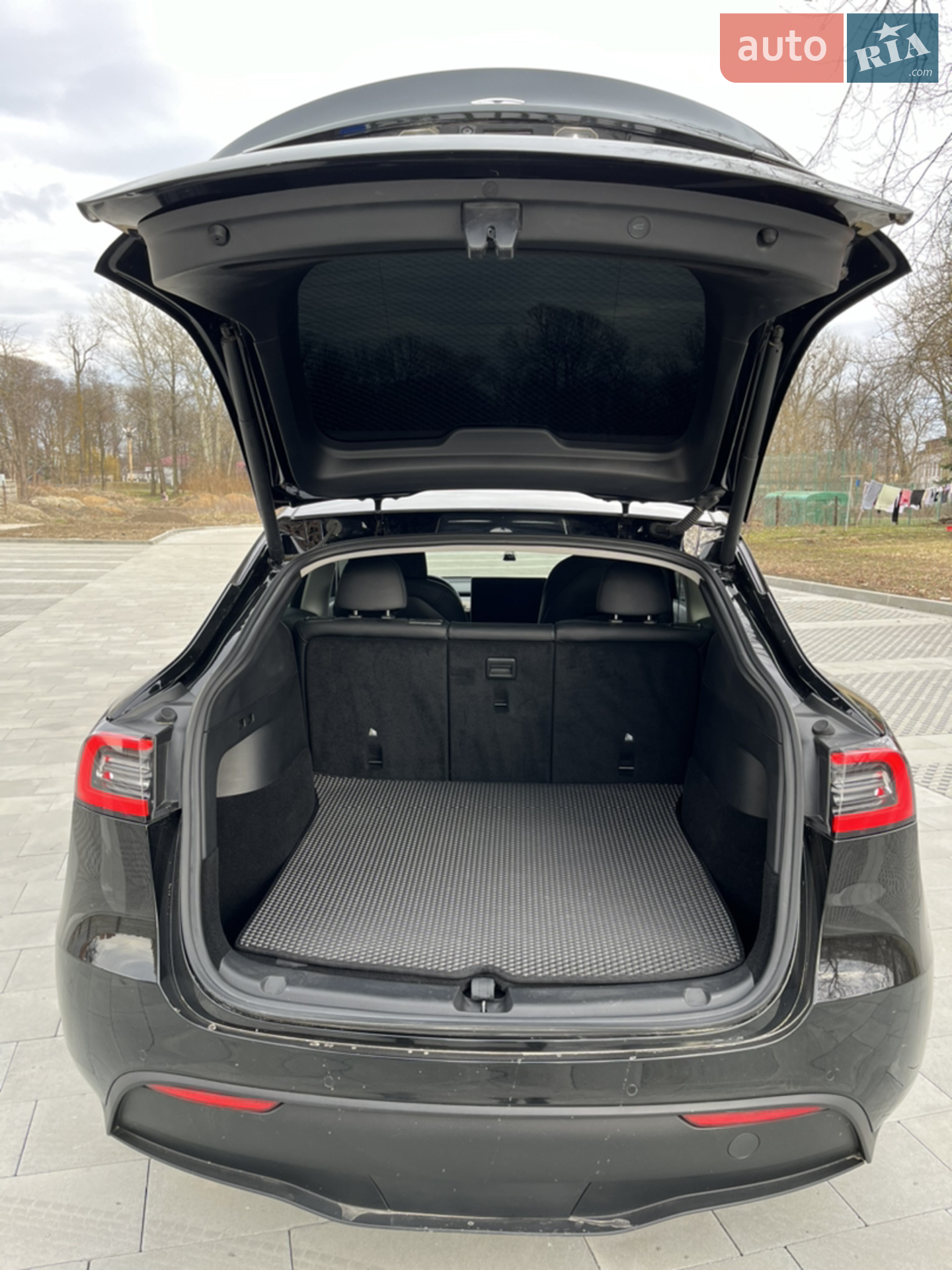2022 Tesla Model Y - мініатюра 10