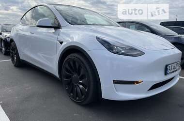 Внедорожник / Кроссовер Tesla Model Y 2023 в Киеве