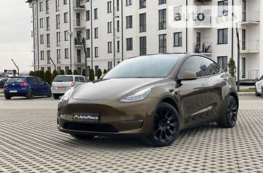 Позашляховик / Кросовер Tesla Model Y 2021 в Луцьку