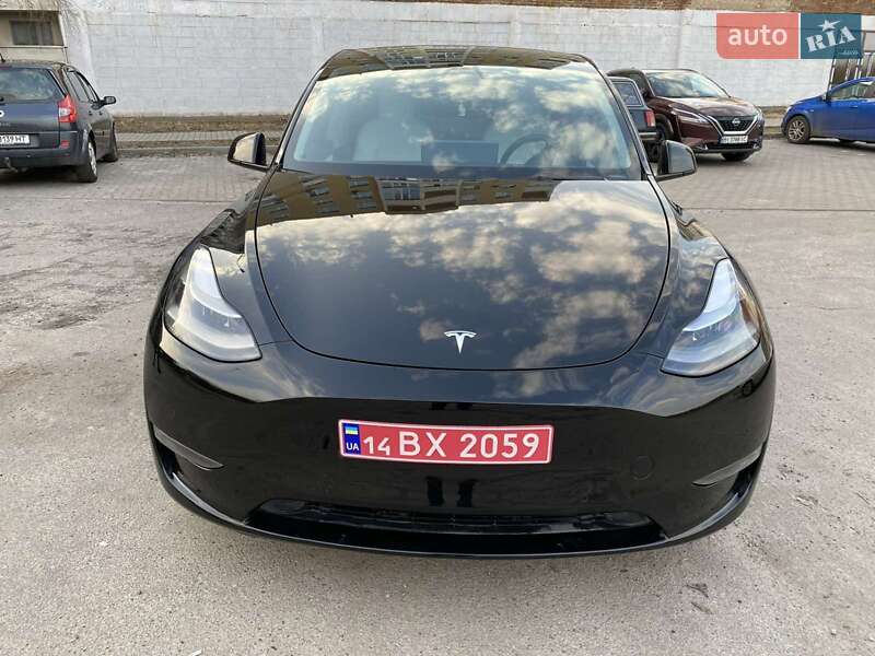 Внедорожник / Кроссовер Tesla Model Y 2022 в Полтаве