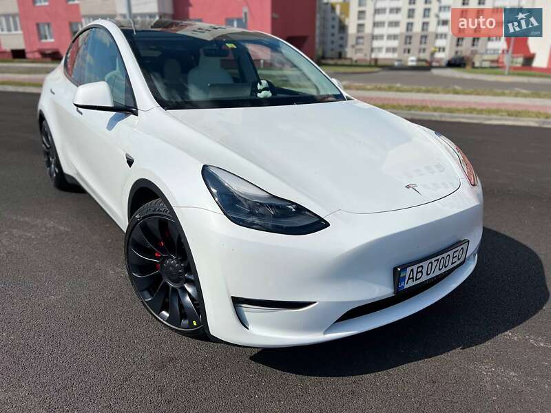Позашляховик / Кросовер Tesla Model Y 2023 в Вінниці