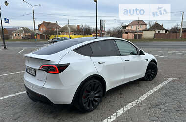 Внедорожник / Кроссовер Tesla Model Y 2021 в Харькове