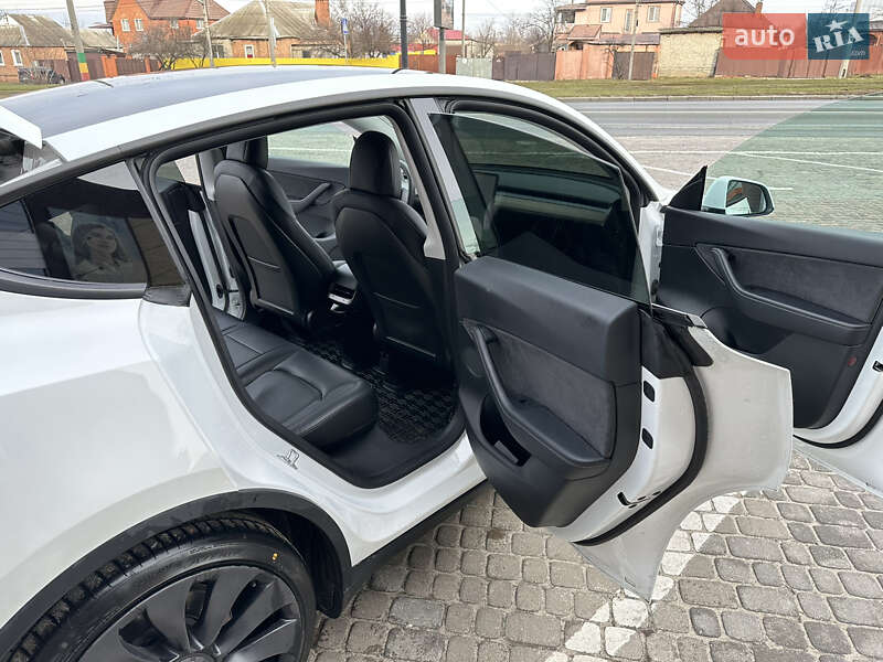 Внедорожник / Кроссовер Tesla Model Y 2021 в Харькове