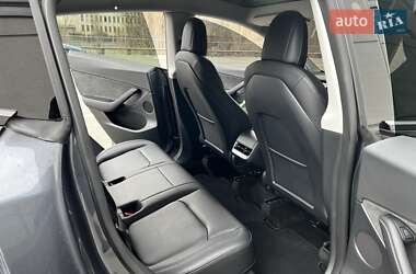 Внедорожник / Кроссовер Tesla Model Y 2022 в Киеве