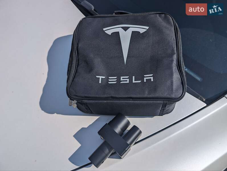 Внедорожник / Кроссовер Tesla Model Y 2021 в Черкассах